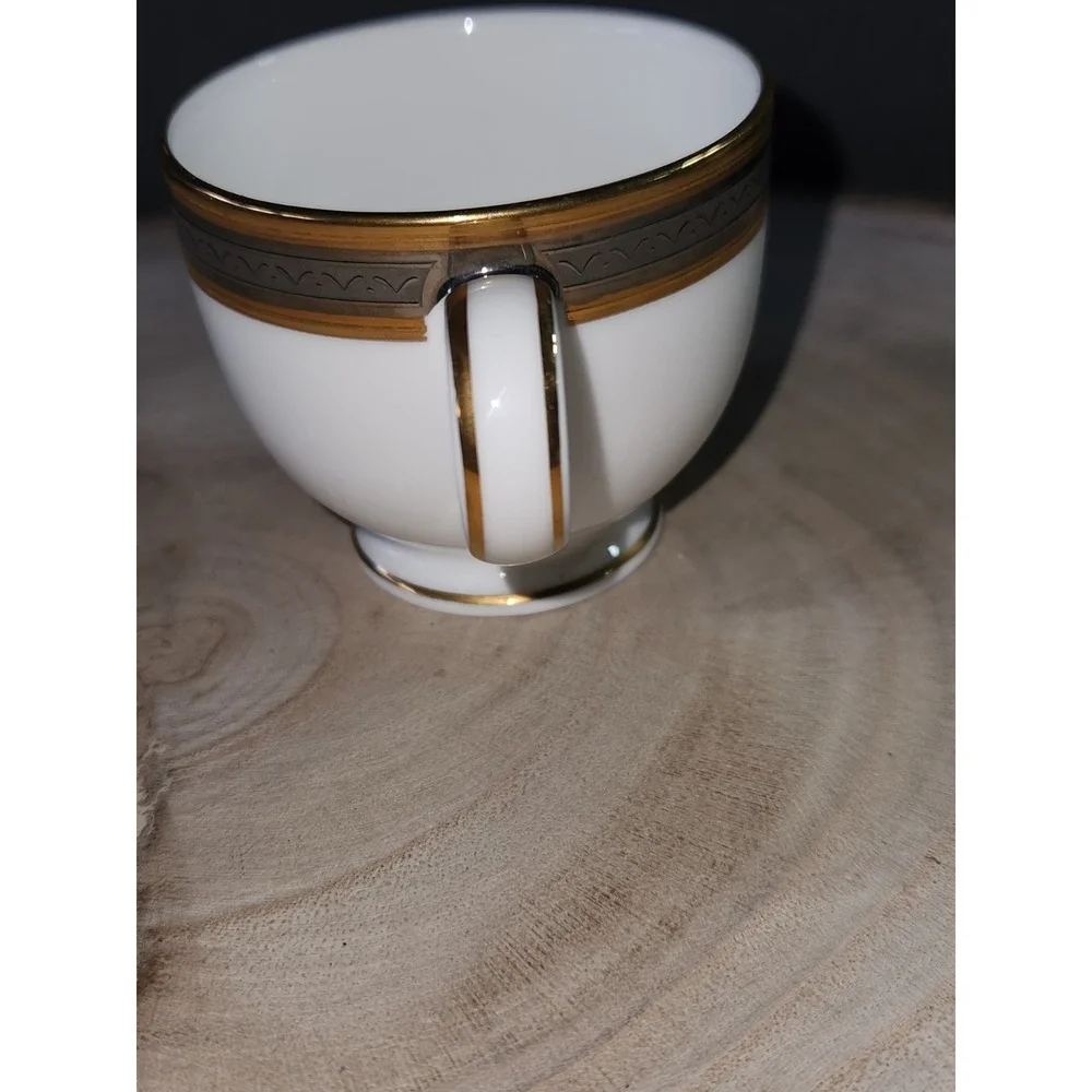 Noritake japanese bone